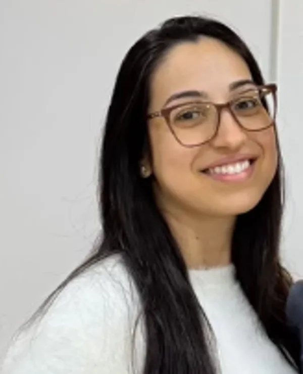 Priscila A. Moura B. Dos Reis, Fisioterapeuta · Cofundadora